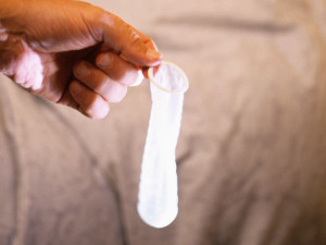 mainimage_condoms